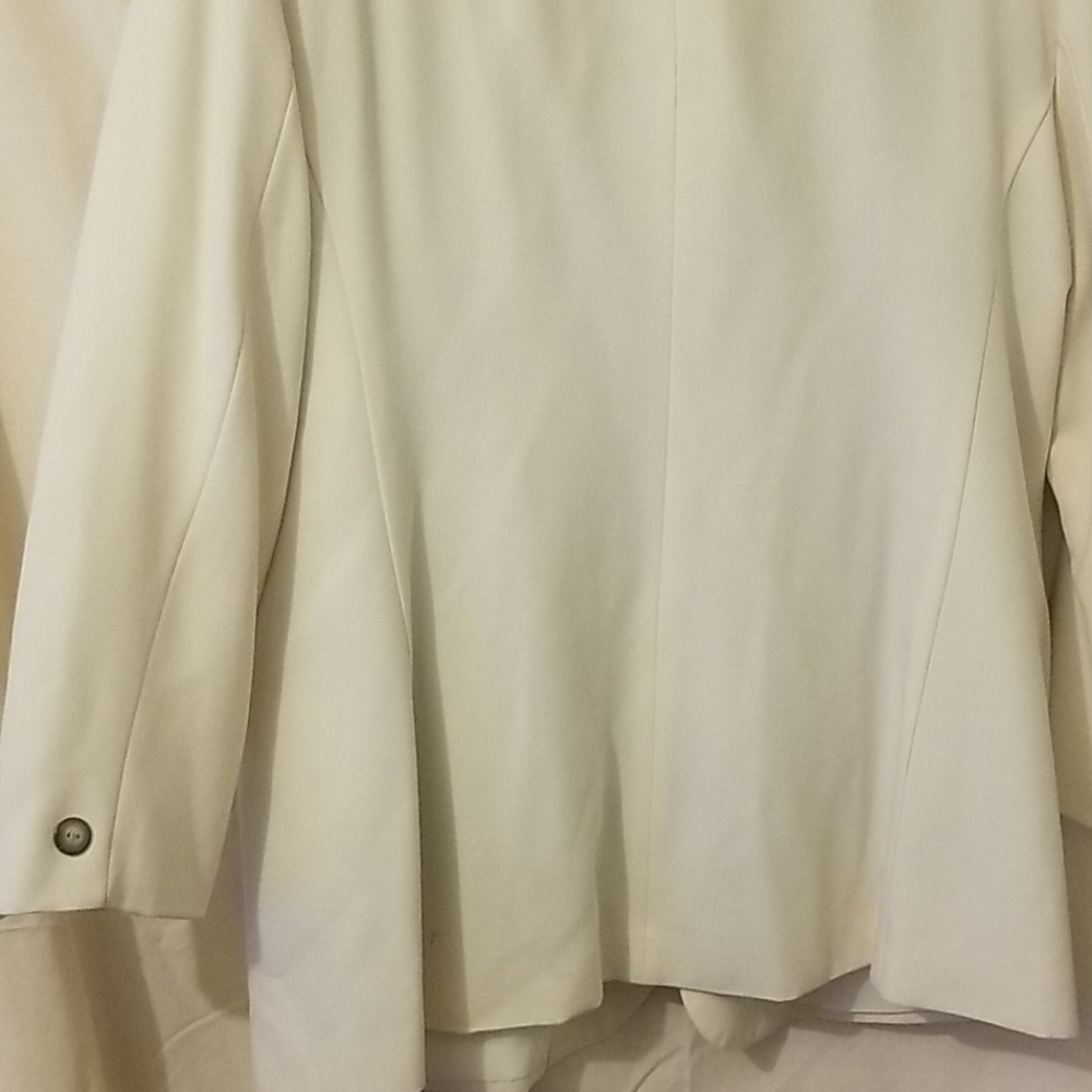 Jacket & blouse - Picture 3 of 6